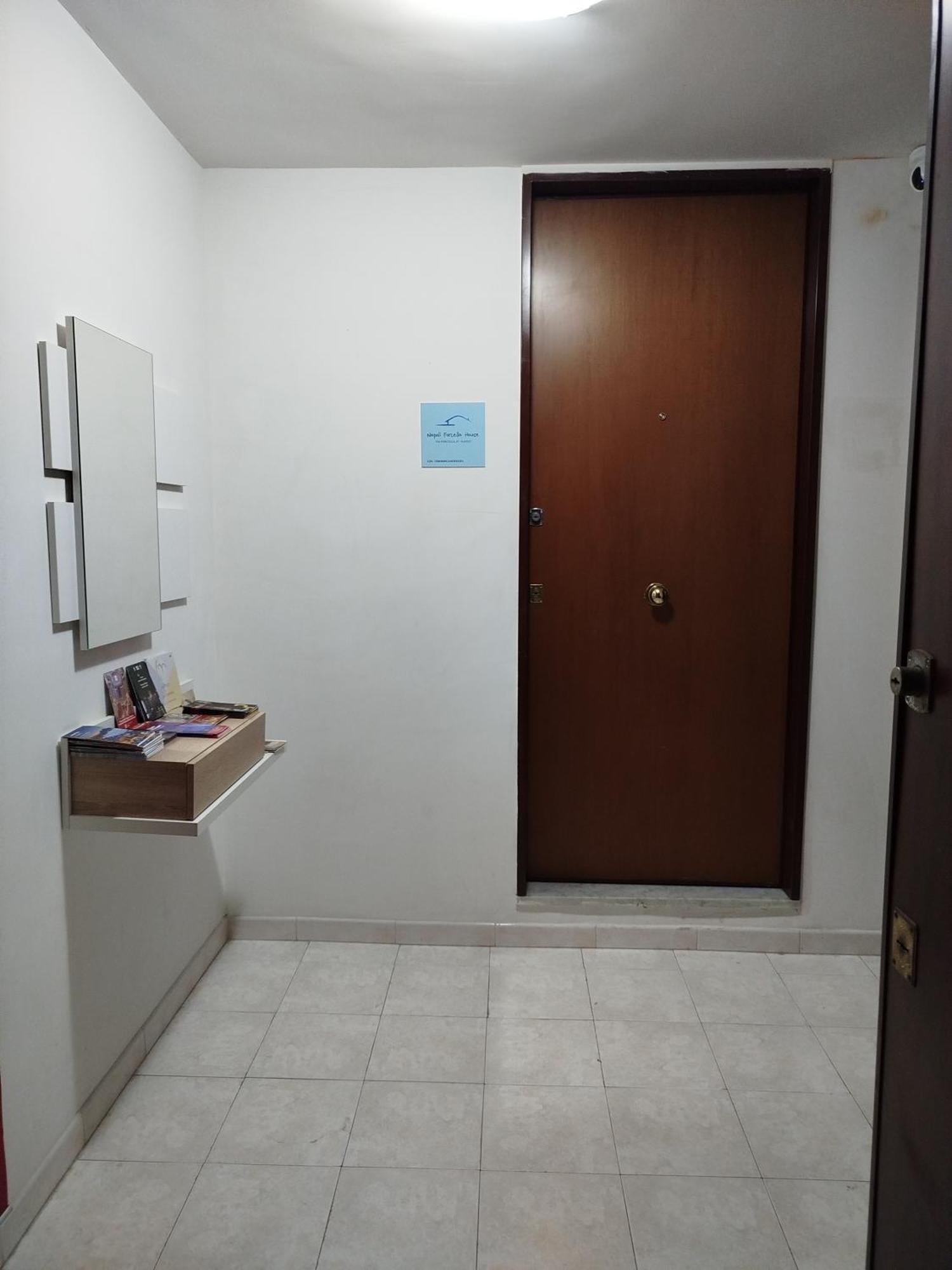 شقة Napoli Forcella House Al Centro Di Napoli المظهر الخارجي الصورة